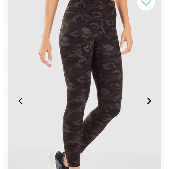 Fabletics High-waisted Printed Powerhold 7/8 XS/4 - Picture 2 of 7